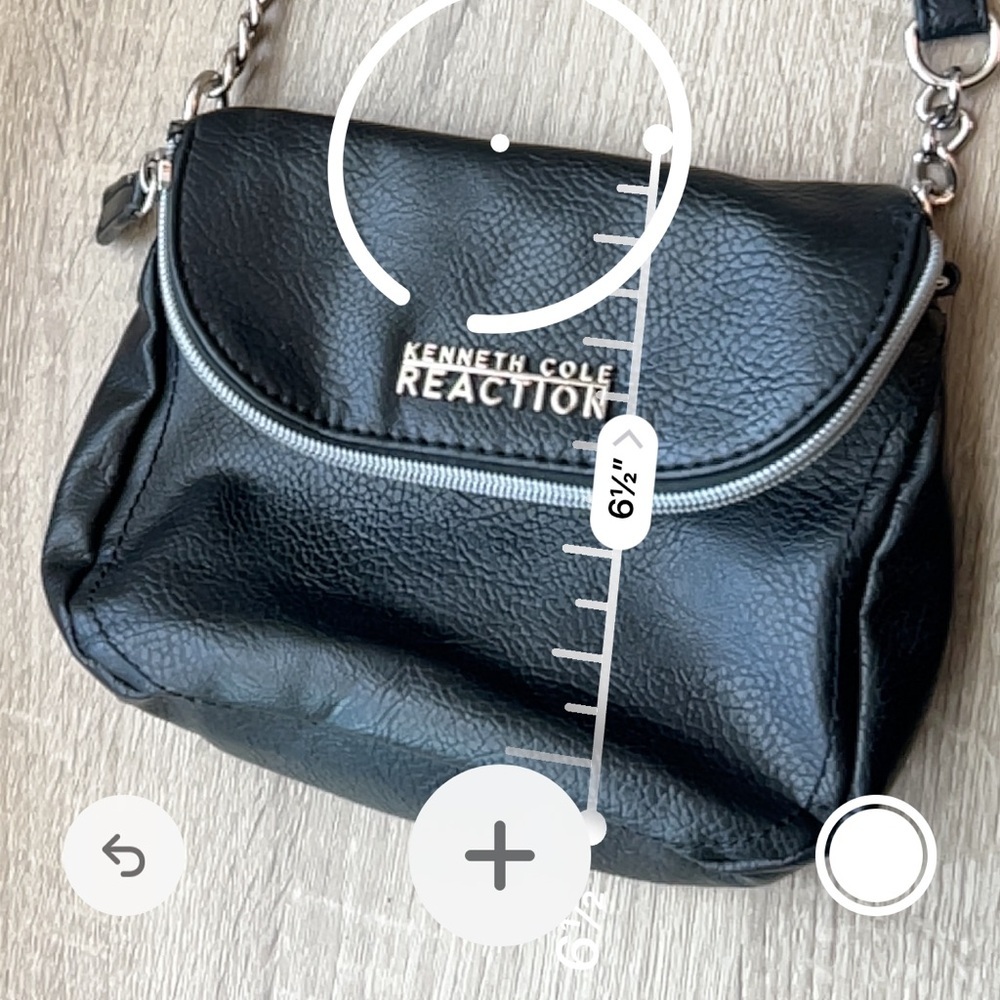 Kenneth Cole Reaction Black Crossbody Bag - Picture 10 of 10